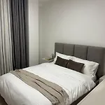 R&E Apartment