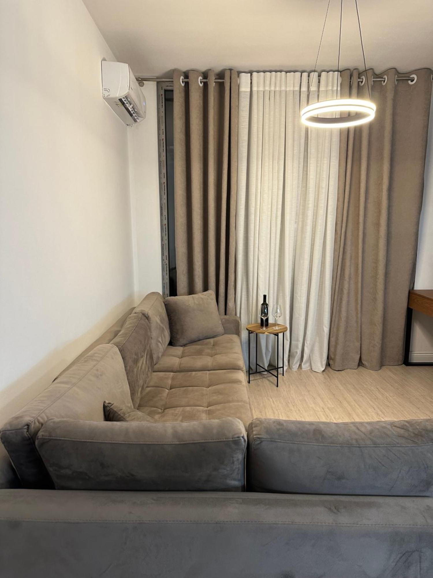 R&e Tirana