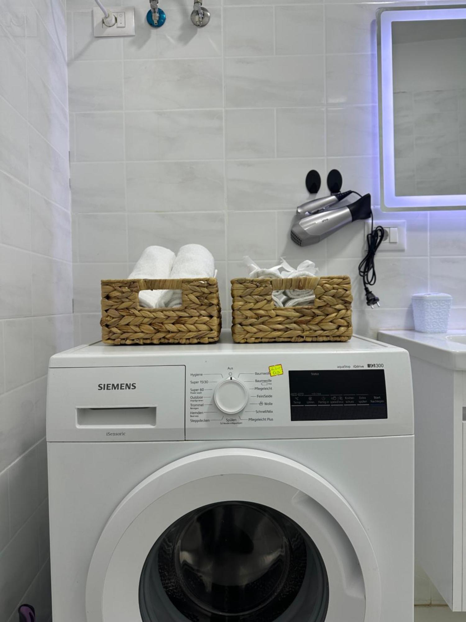 Apartment R&e